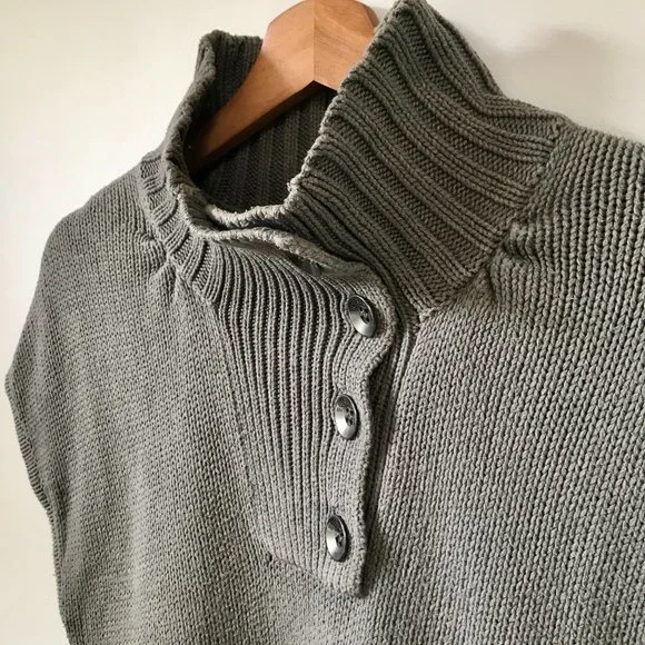 BCBGeneration Grey Mock Neck Button Short Sleeve Sweater, Size M - Picture 5 of 11